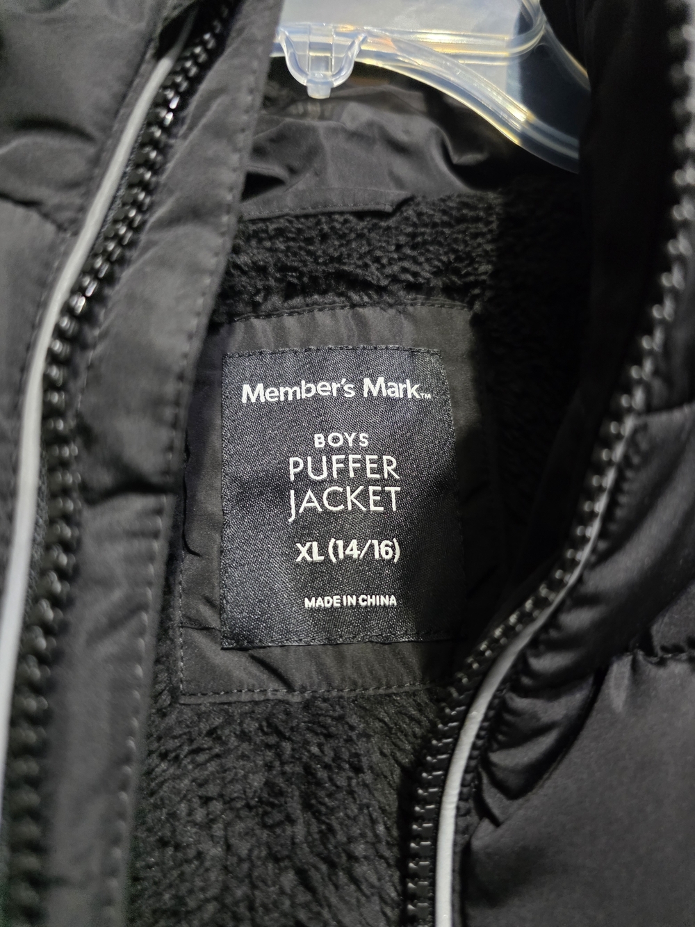 New Members Mark Black Puffer Jacket with Hood Youth Boys 14/16 - Picture 10 of 12